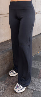 Wide leg