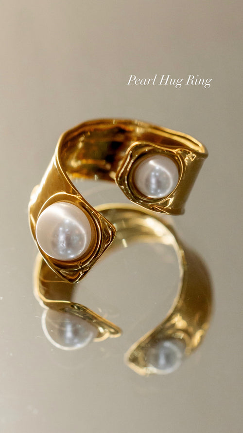 Pearl Hug Ring