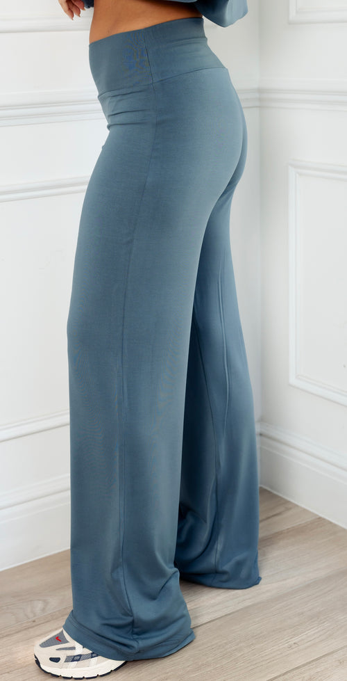 Wide leg