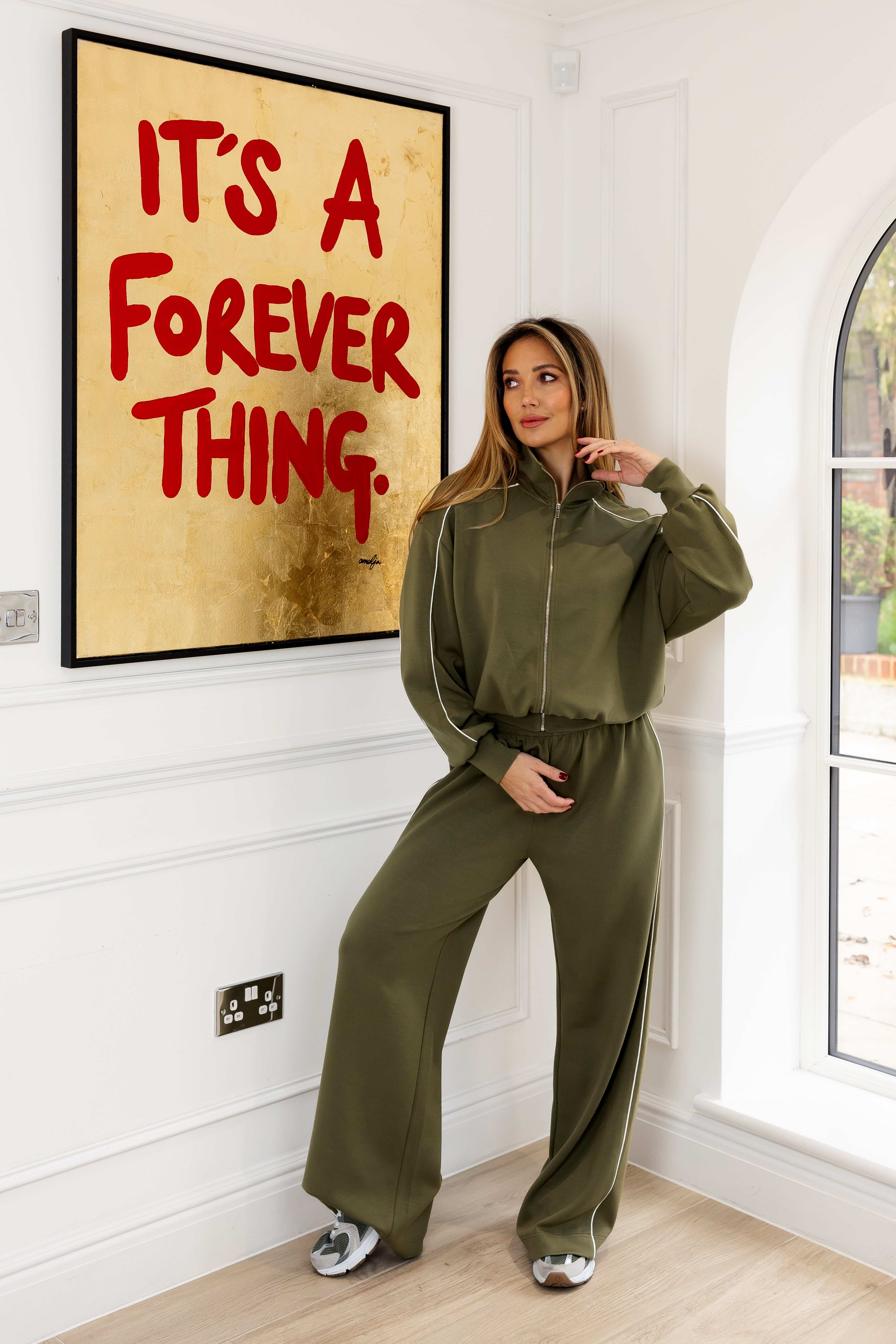 THEAIRTOWN【送料込】eesse top & esse jogger pt SET UP JAYDE Evolve – Jayde Store