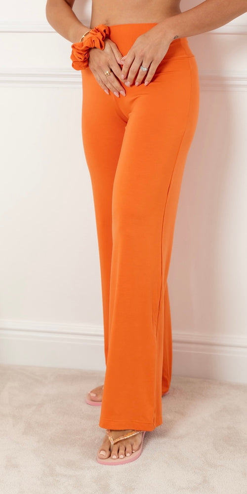 Wide leg trousers